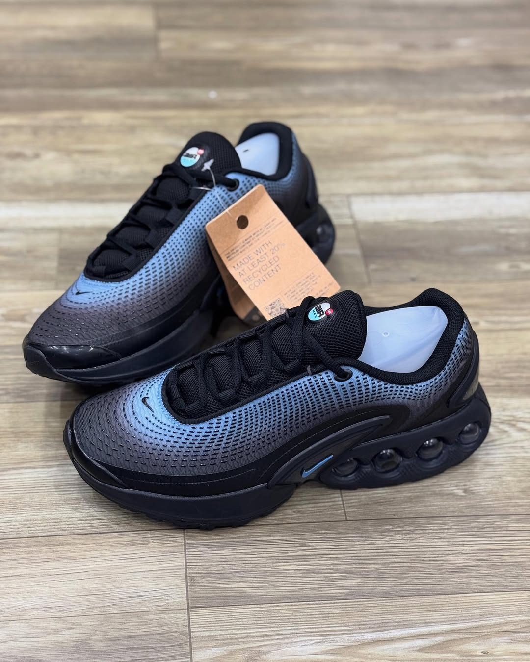 NK AIR MAX DN ''BLACK/BLUE''