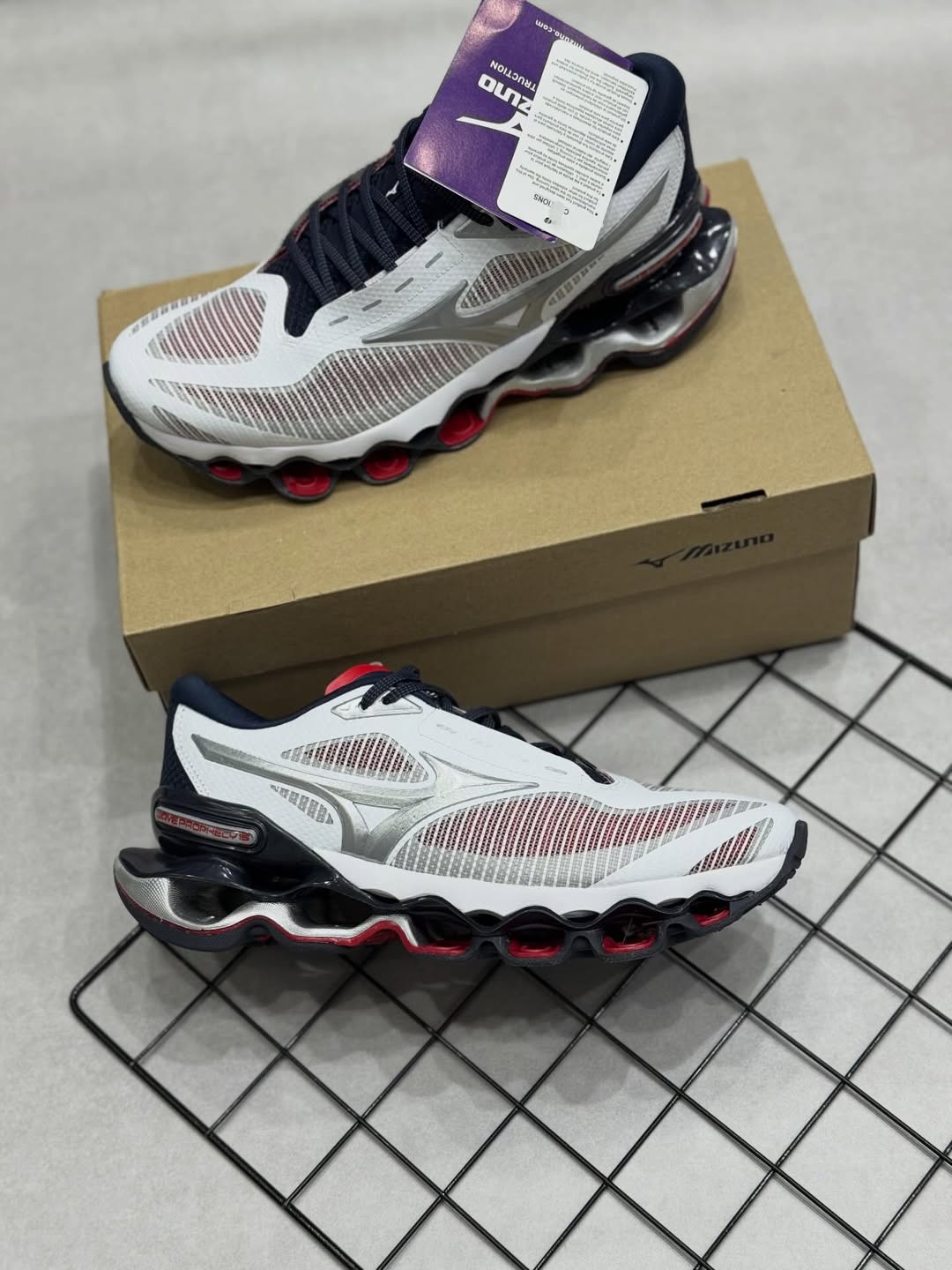 Mizuno Wave Prophecy 15 "Branco e Vermelho"