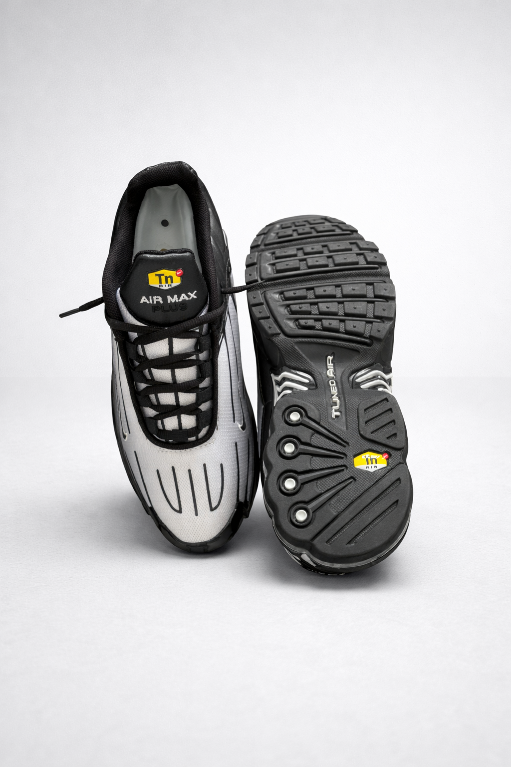 NK AIR MAX PLUS TN III ''OBSIDIAN''