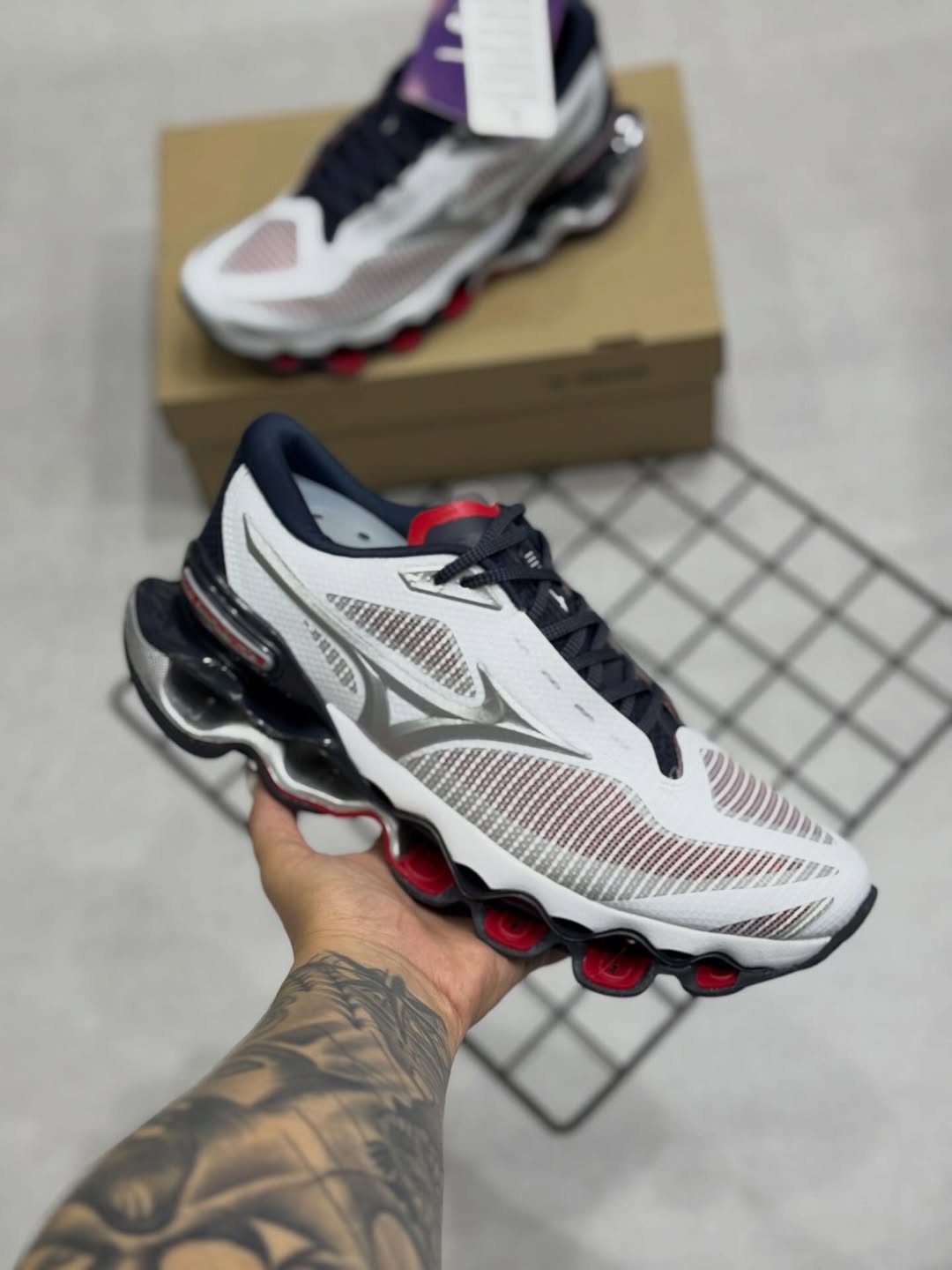 Mizuno Wave Prophecy 15 "Branco e Vermelho"