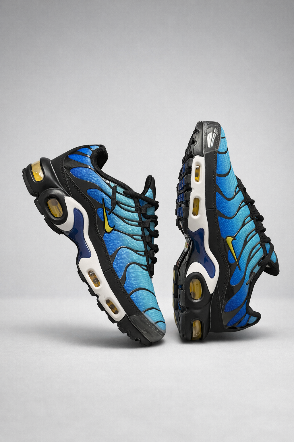 NK AIR MAX PLUS TN “HYPER BLUE"
