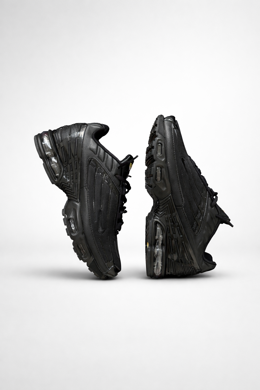 NK AIR MAX PLUS TN III "TRIPLE BLACK"