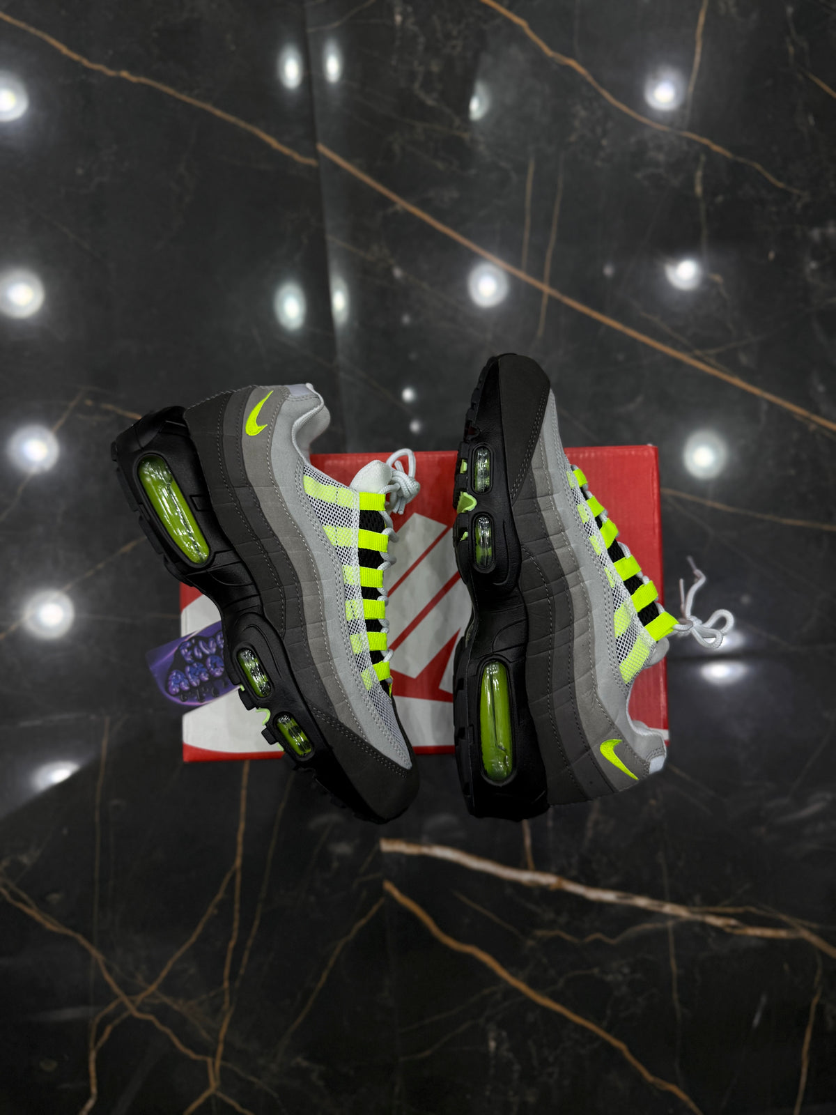 AIR MAX 95 “OG NEON”