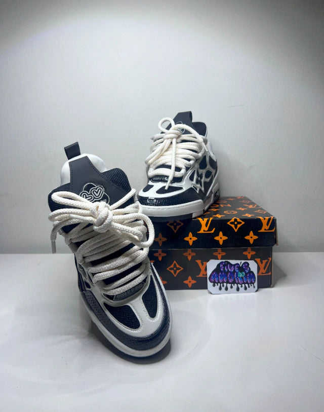 LOUIS VUITTON SKATE “PRETO/BRANCO”