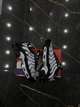 NK AIR MAX PLUS TN "OREO"