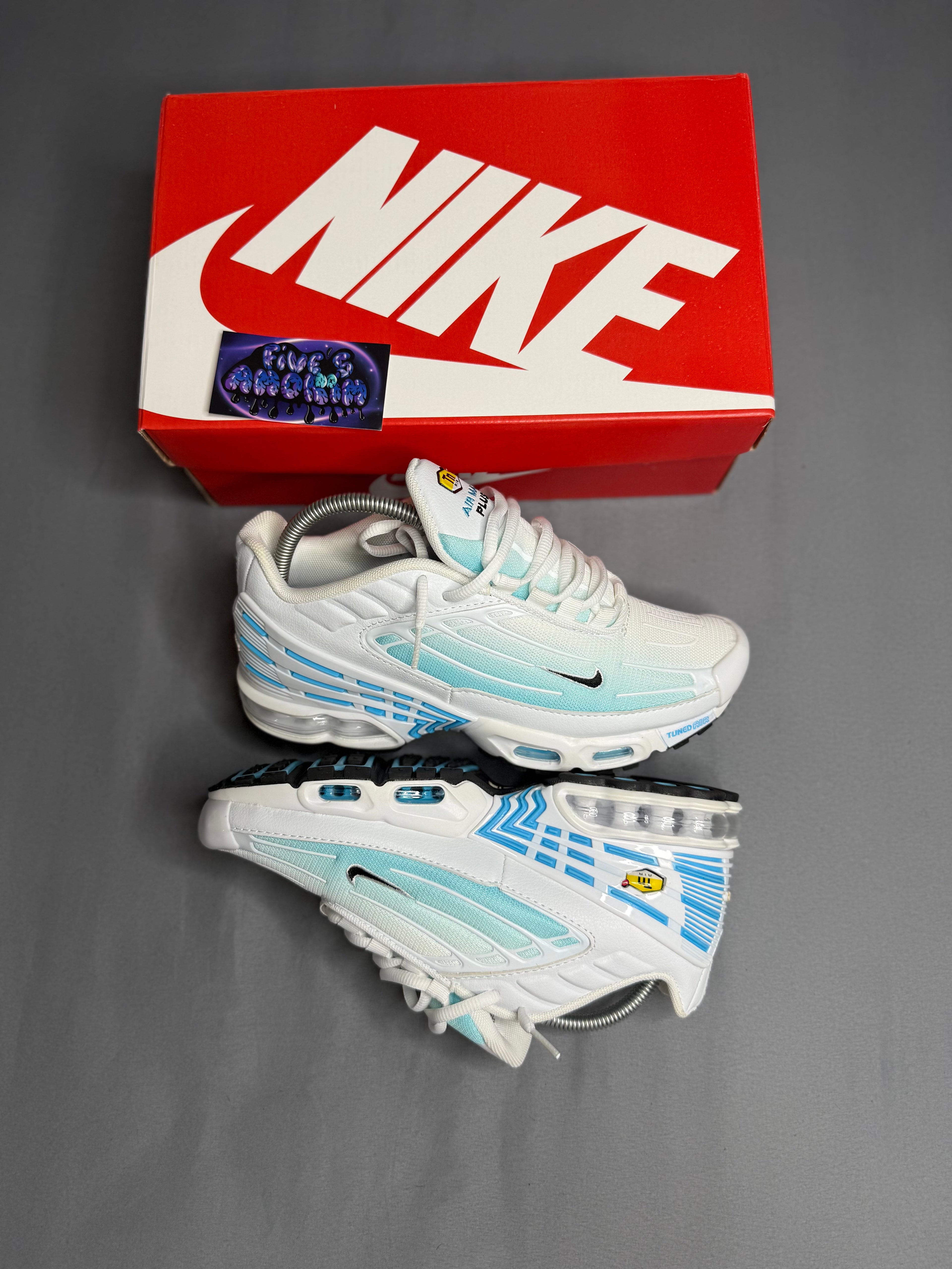 NK AIR MAX PLUS TN III ''LASER BLUE''