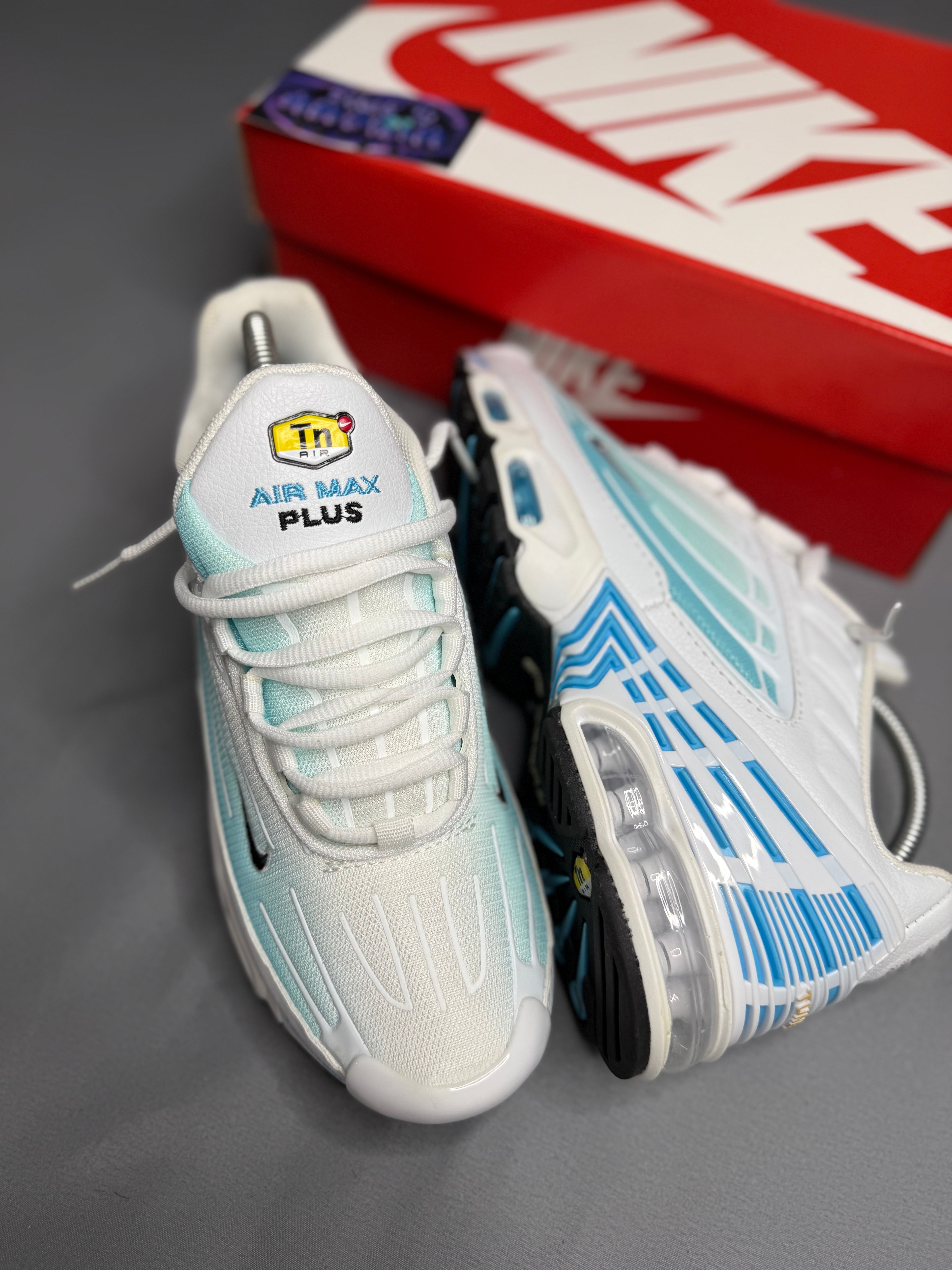 NK AIR MAX PLUS TN III ''LASER BLUE''