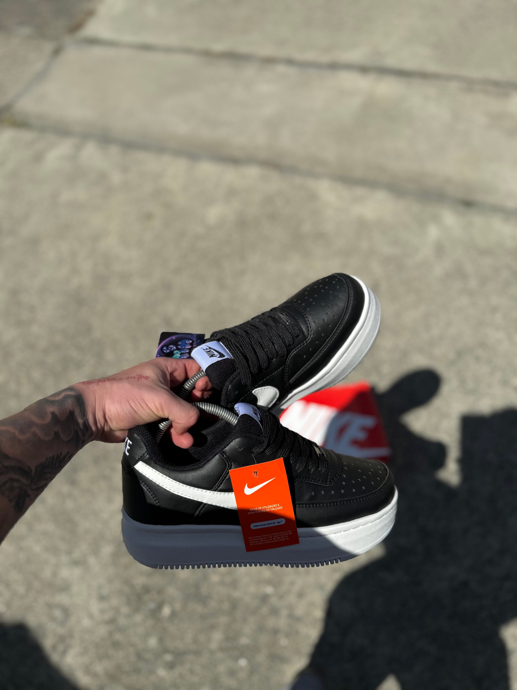 Court Vision sola Alta “Preto/Branco” - Pronta entrega