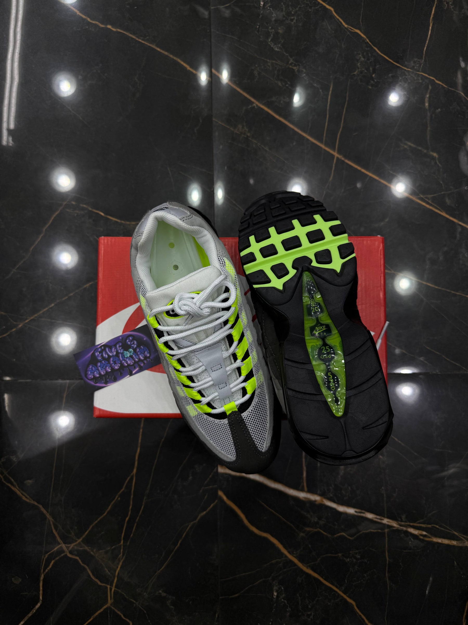 AIR MAX 95 “OG NEON”