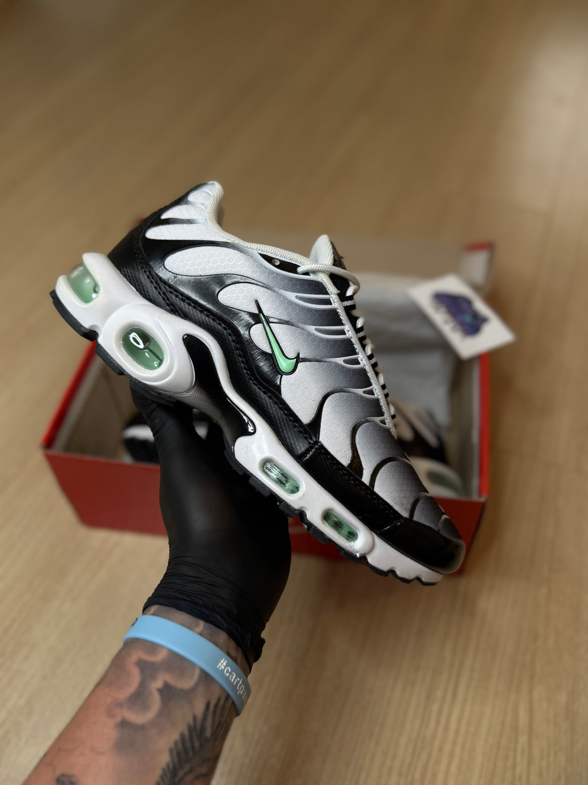 NK AIR MAX PLUS TN ''SEAFOAN''