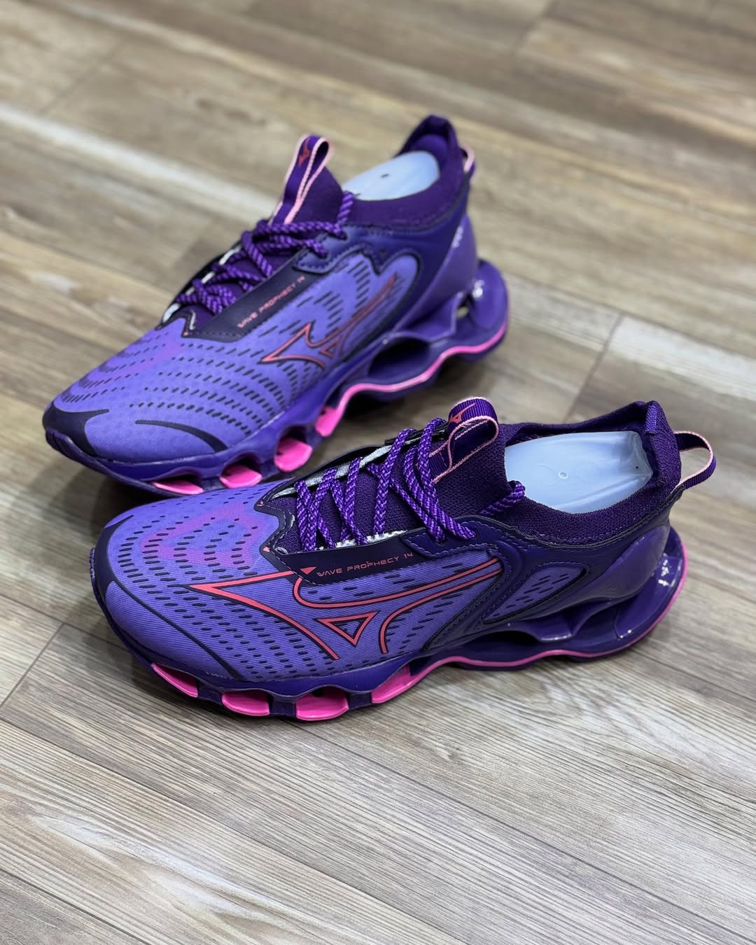 Mizuno Wave Prophecy 14 "Roxo"
