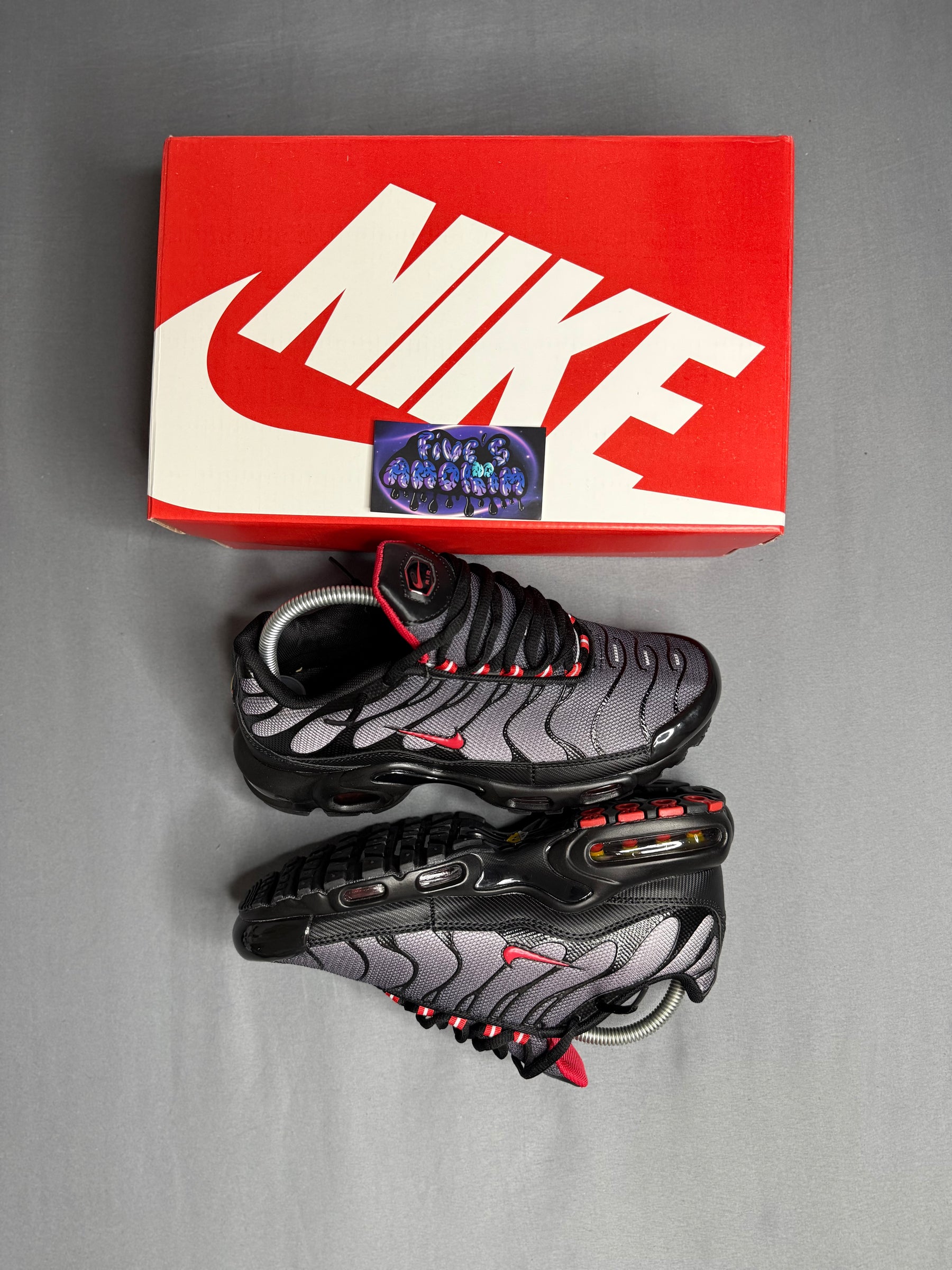 NK AIR MAX PLUS TN "DRACULA"