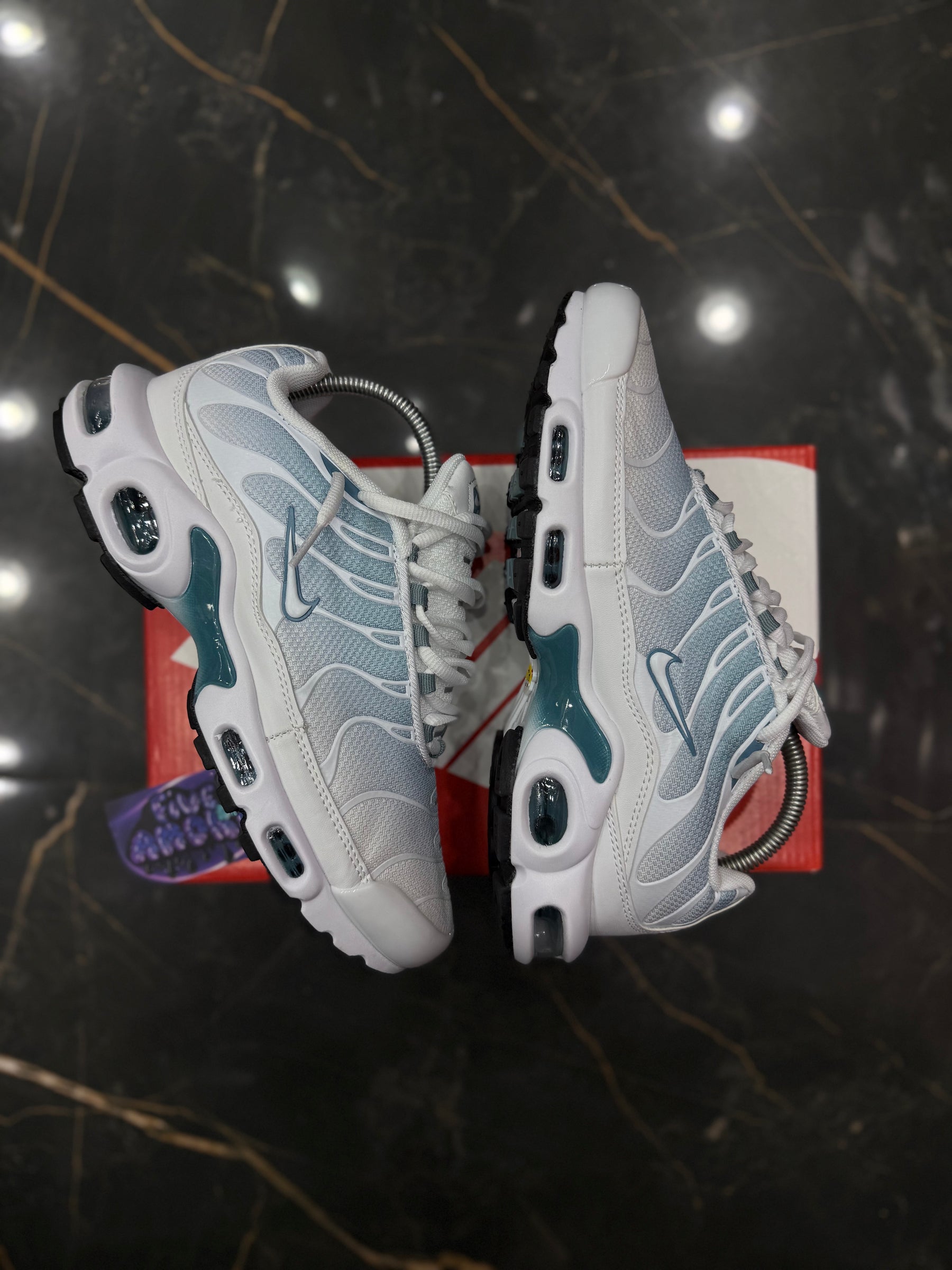 NK AIR MAX PLUS TN "MICA GREEN"