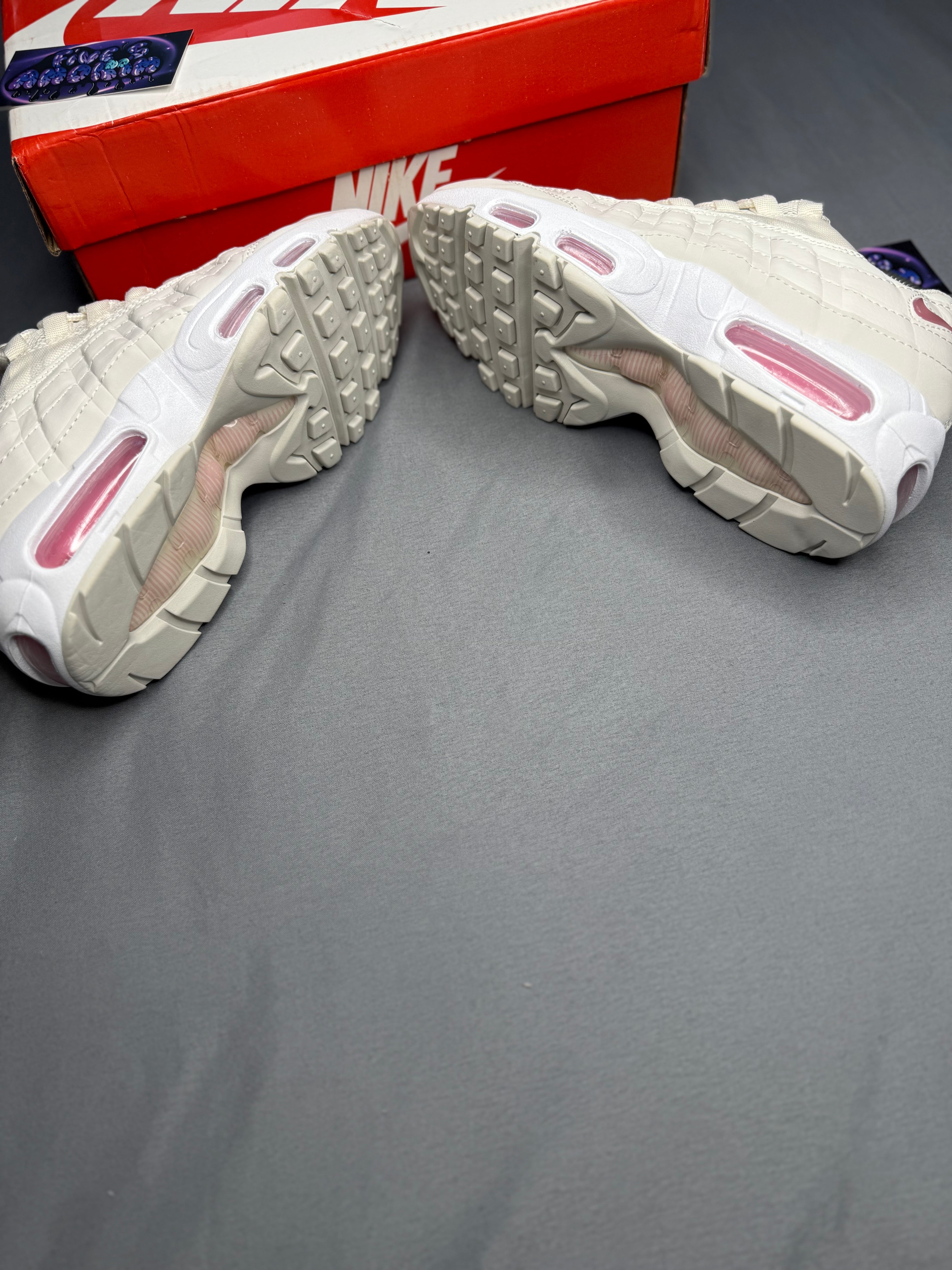 AIR MAX 95 "ESSENCIAL ROSE"