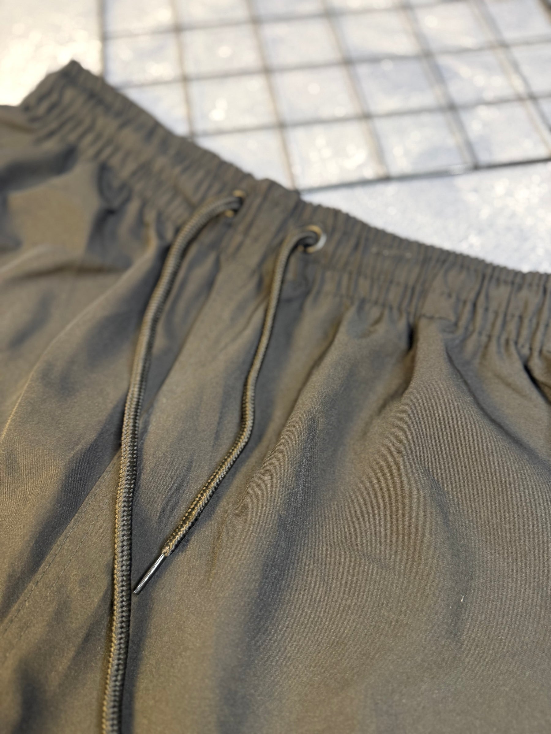 Bermuda mini icon “Preta"