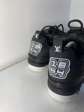 LOUIS VUITTON SKATE “ALL BLACK”