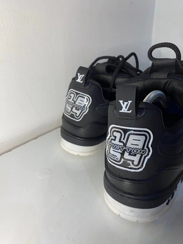 LOUIS VUITTON SKATE “ALL BLACK”