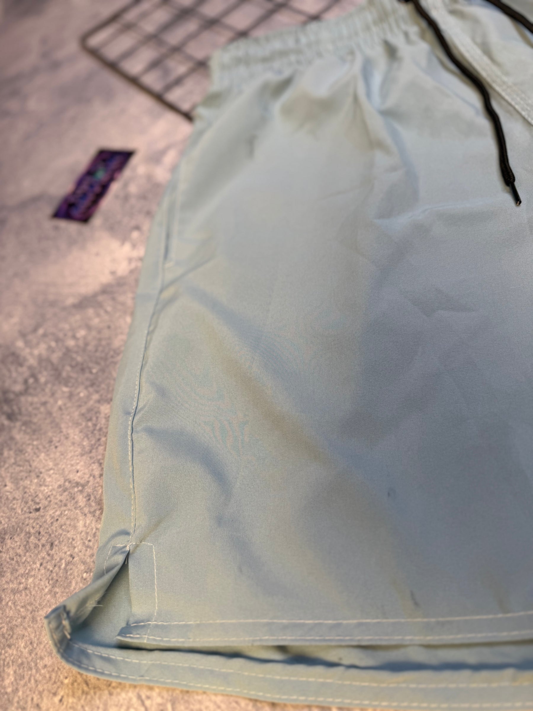 Bermuda mini icon “Ciano"