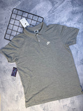 Polo Nike Club "Cinza"