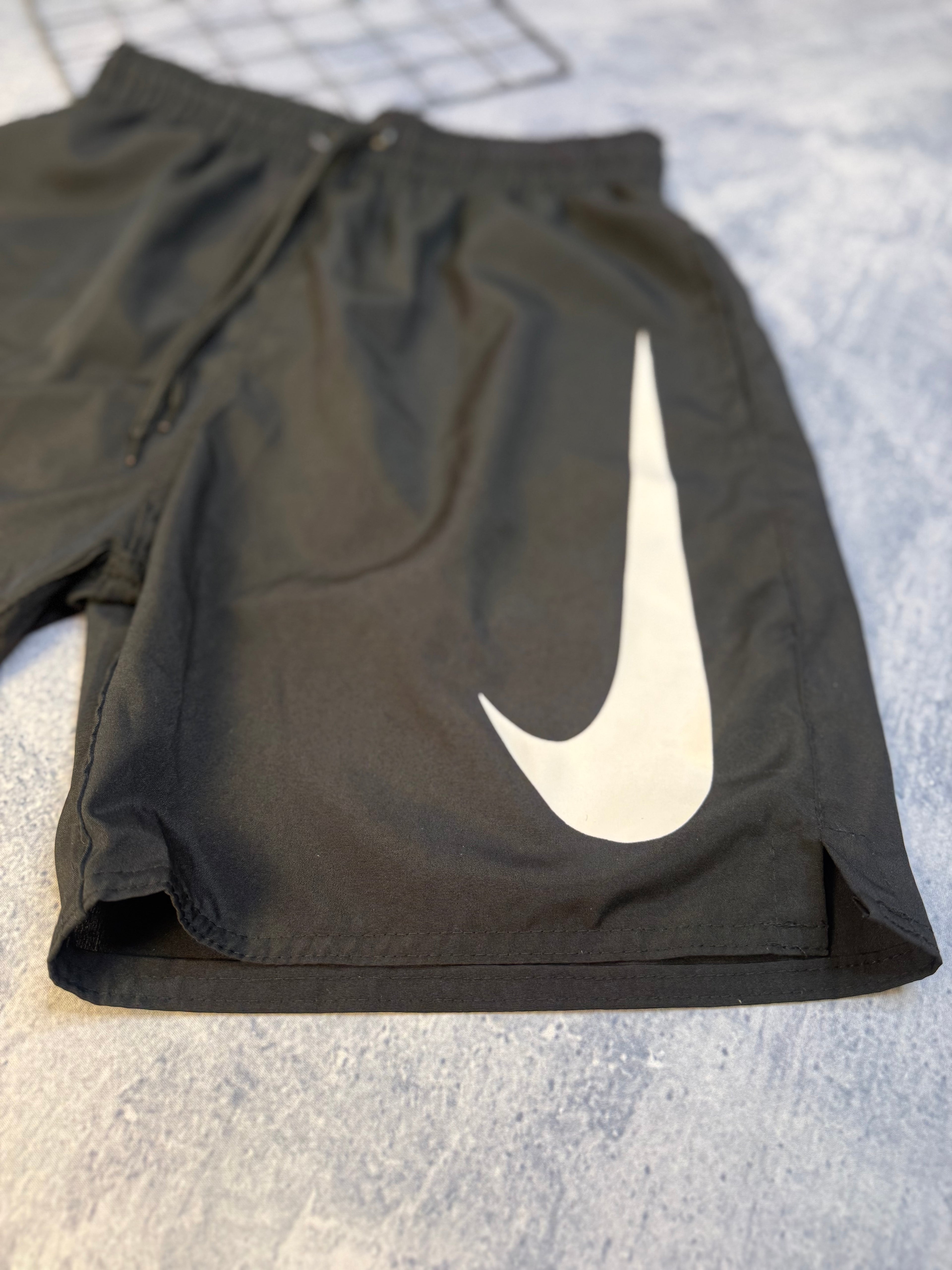 Bermuda NK Big Icon "Preta"