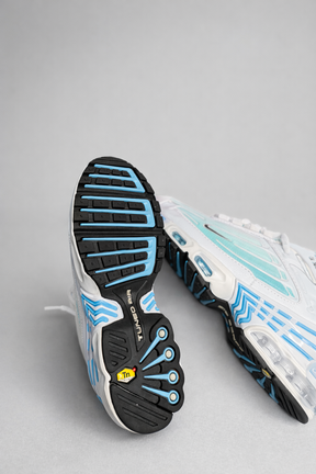 NK AIR MAX PLUS TN III ''LASER BLUE''