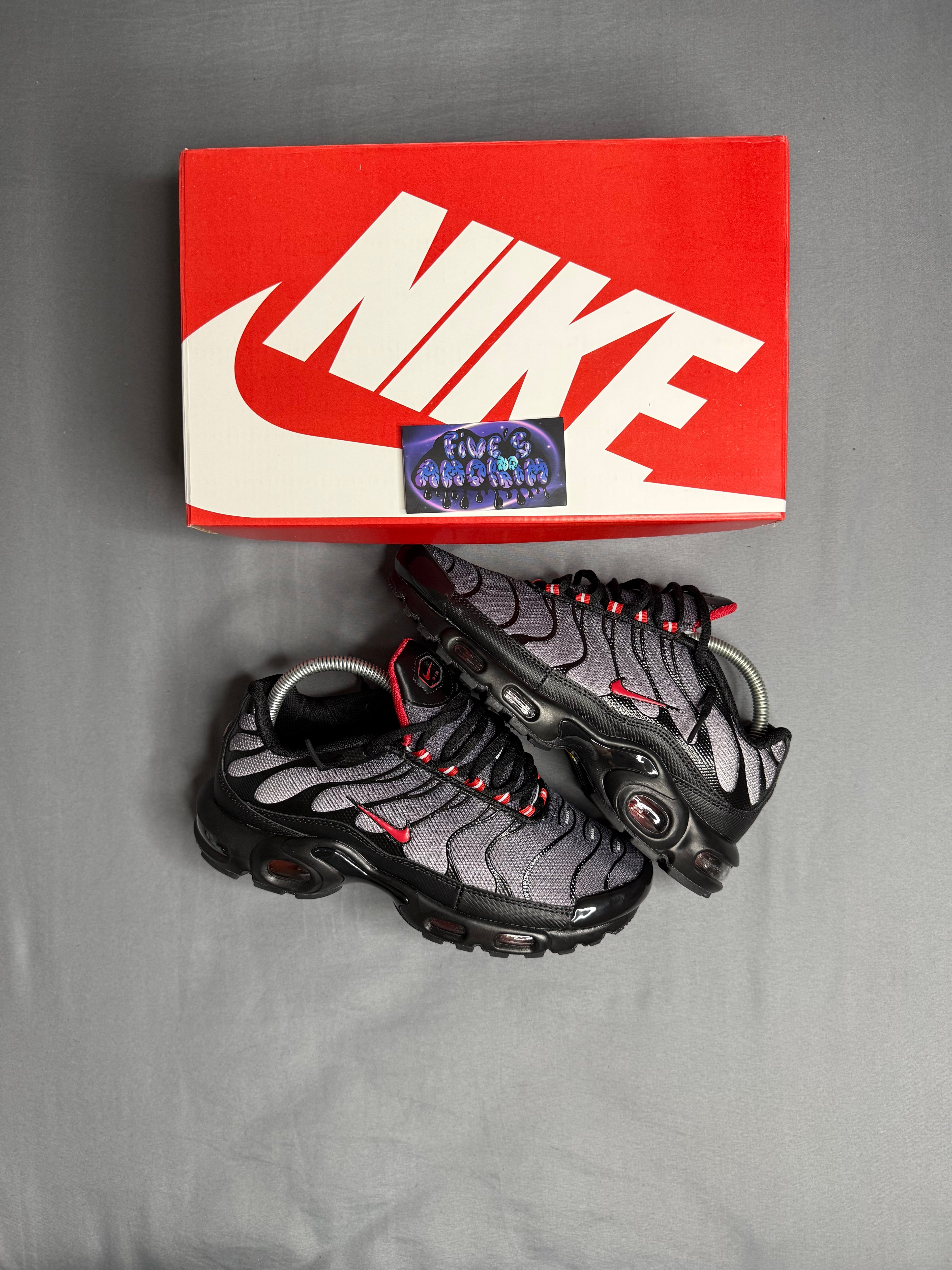 NK AIR MAX PLUS TN "DRACULA"