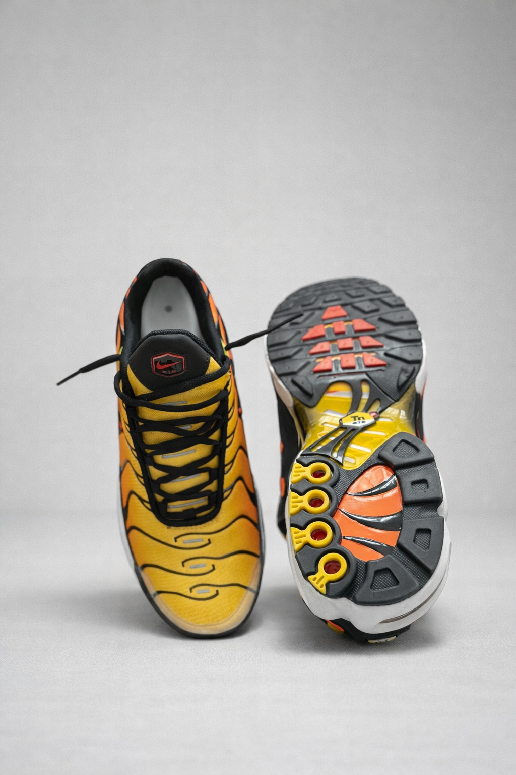 NK AIR MAX PLUS TN “SUNSET"