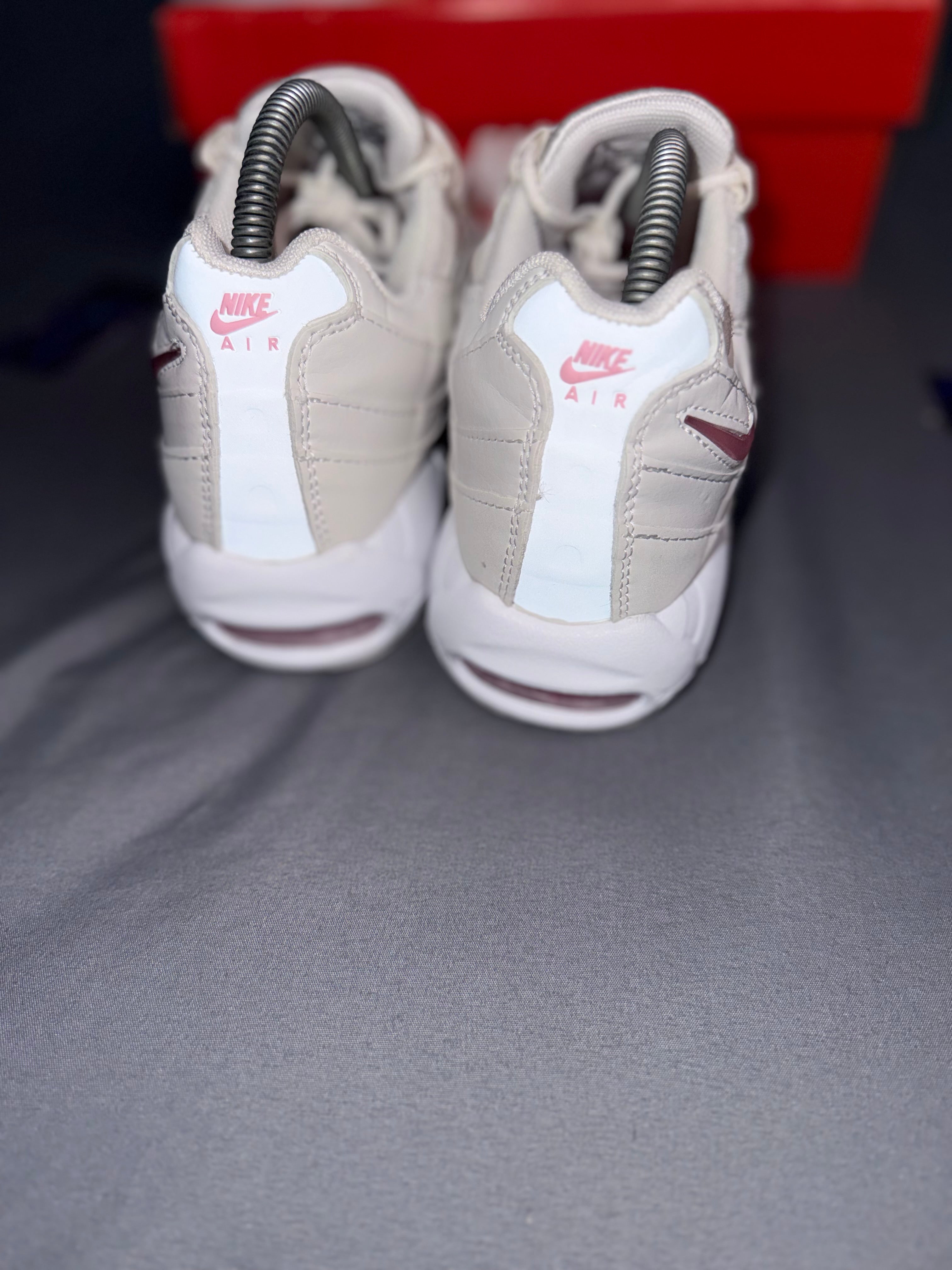 AIR MAX 95 "ESSENCIAL ROSE"