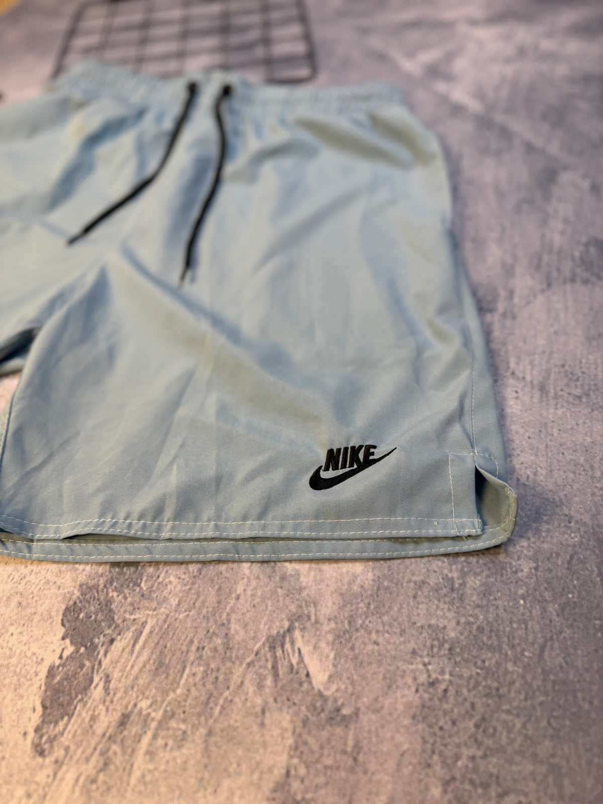 Bermuda mini icon “Ciano"