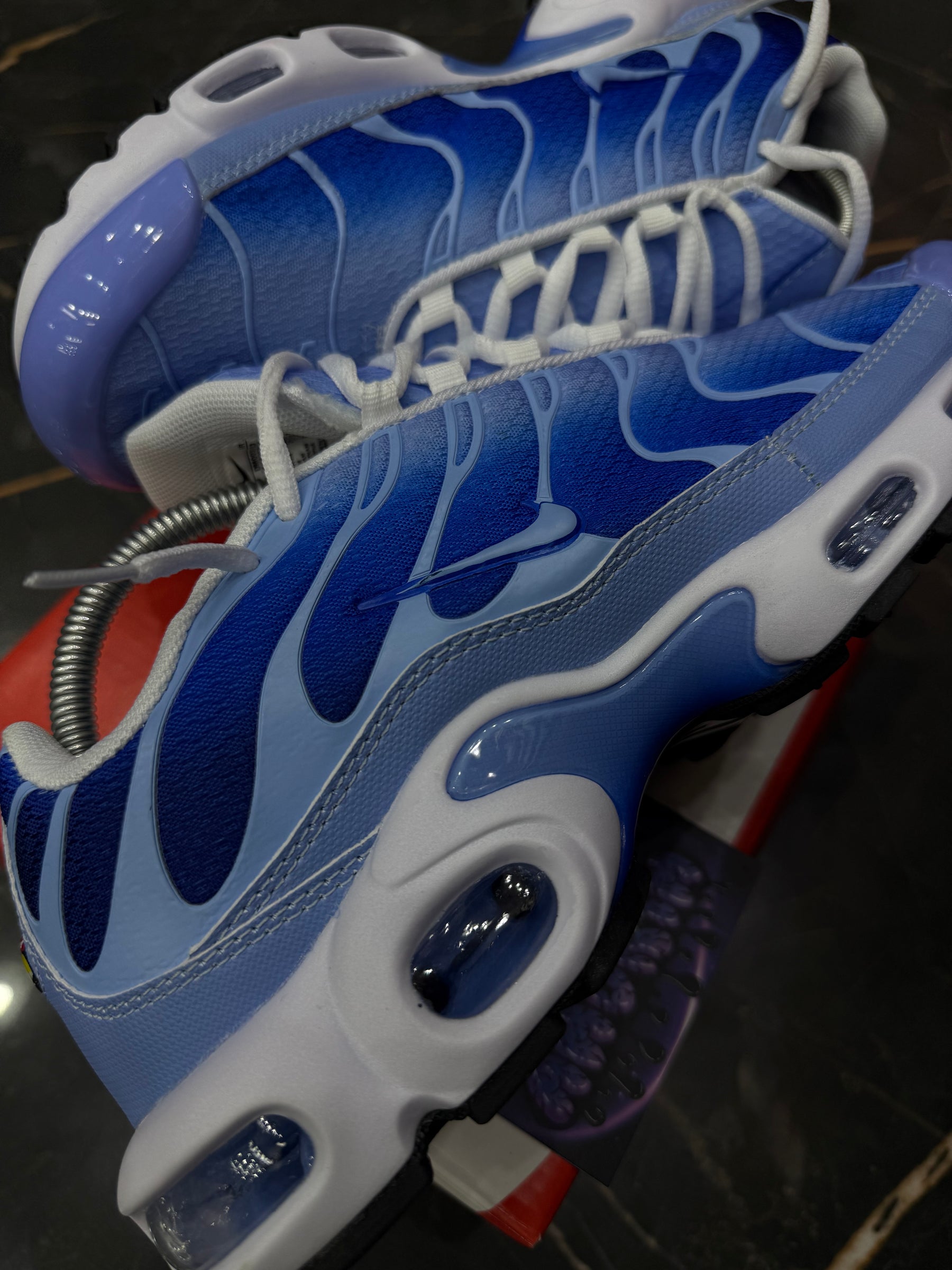 NK AIR MAX PLUS TN "ROYAL PULSE"