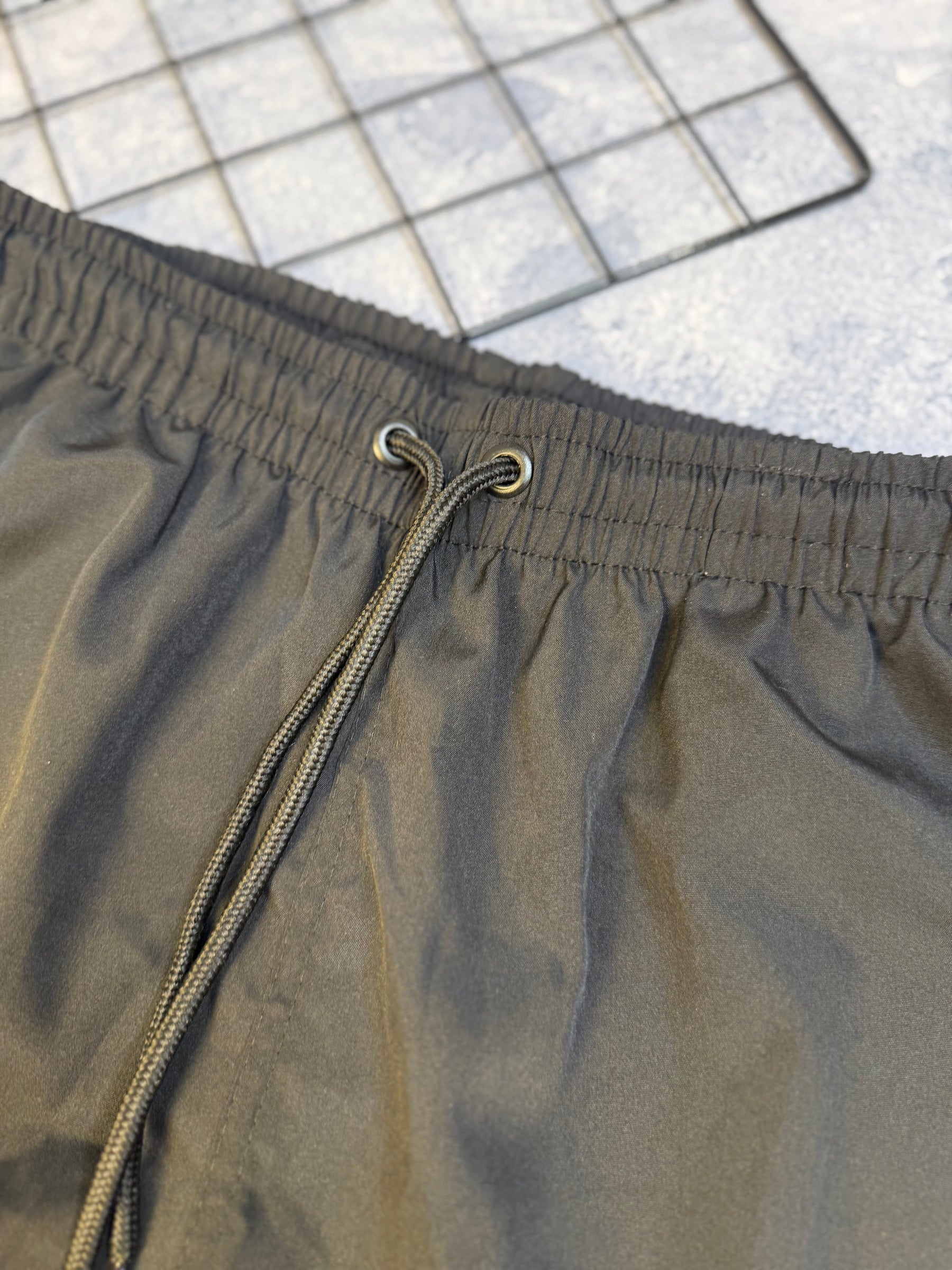 Bermuda NK Big Icon "Preta"