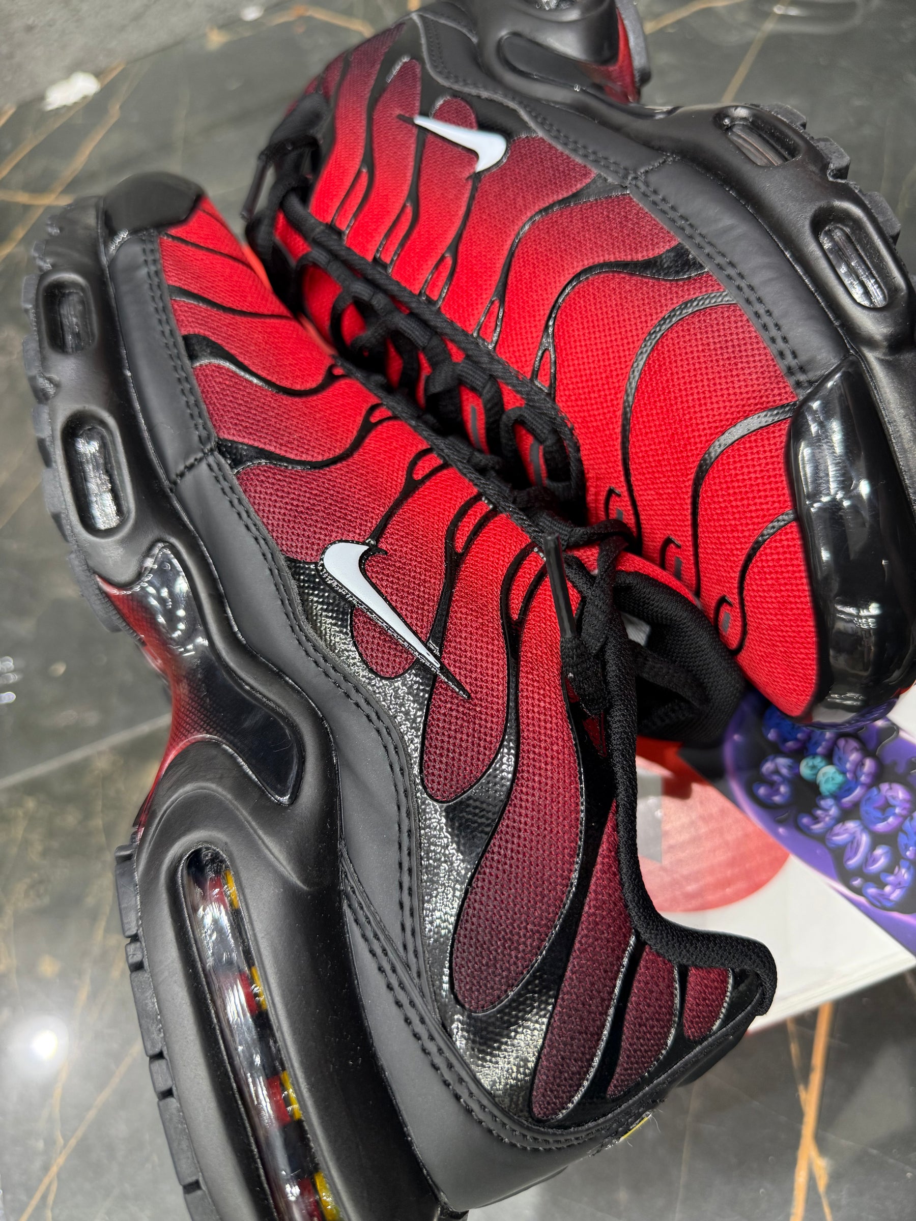 NK AIR MAX PLUS TN ''DEADPOOL''