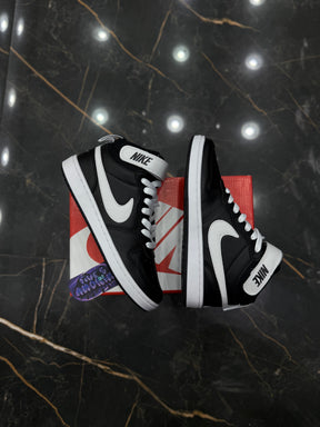 Borough Mid “Preto/Branco"