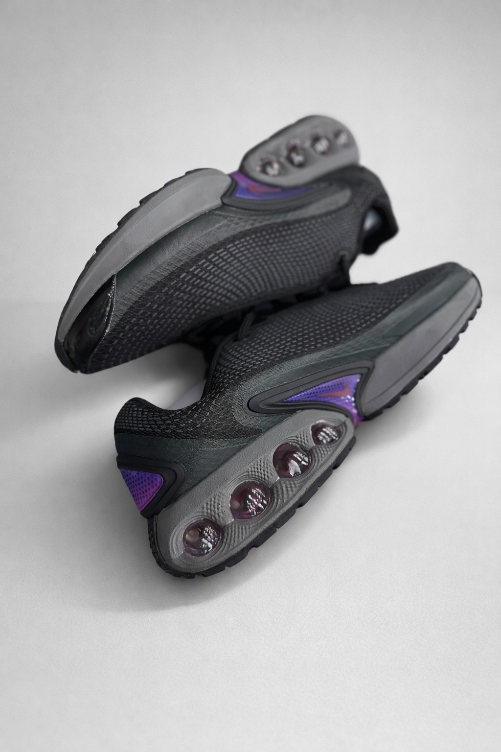 NK AIR MAX DN ''DARK SMOKE''