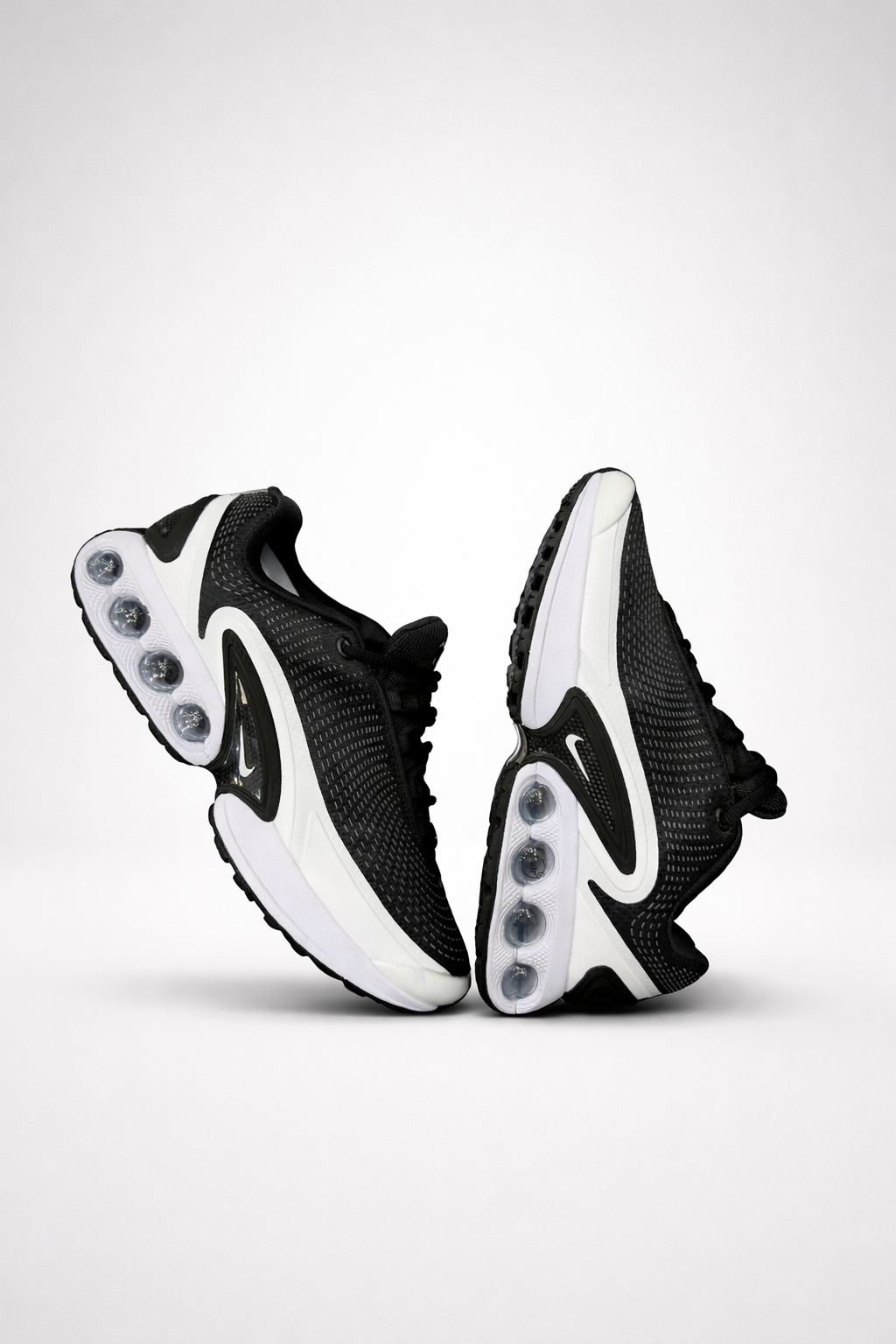 NK AIR MAX DN ''BLACK/WHITE''