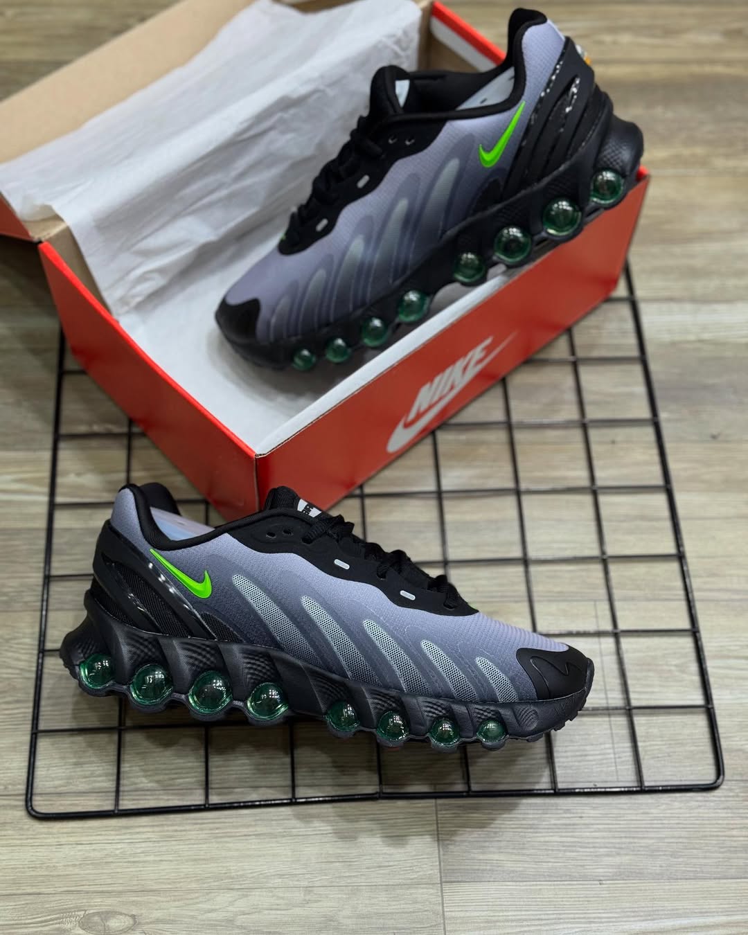 Air Max Plus Dn8 “Black Volt” - Pronta entrega