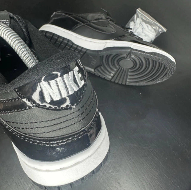 NK DUNK LOW SB "Preto Brilhante" - Pronta entrega
