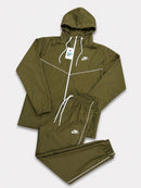 Conjunto táctel verde