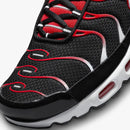 NK AIR MAX PLUS TN "BLACK UNIVERSITY RED"