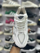 New Balance 9060 - Branco/Cinza