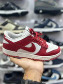 Dunk Low - Branco/Vermelho