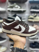 Dunk Low - Branco/Marrom