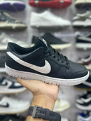 Dunk Low - Preto/Branco