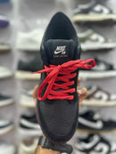 Dunk Low - Preto/Vermelho